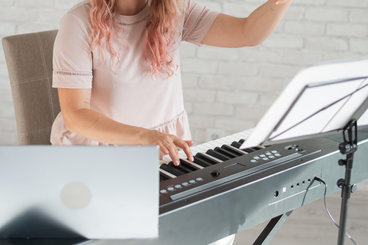 https://pikivoice.fr/wp-content/uploads/2026/07/Deroulement-cours-de-chant-Pikivoice.png